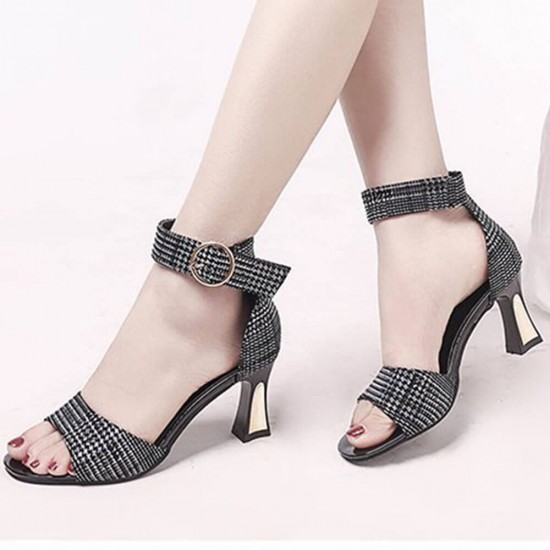 new stylish heel sandal
