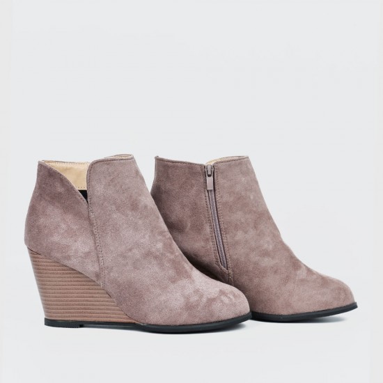 Chunky wedge clearance ankle boots