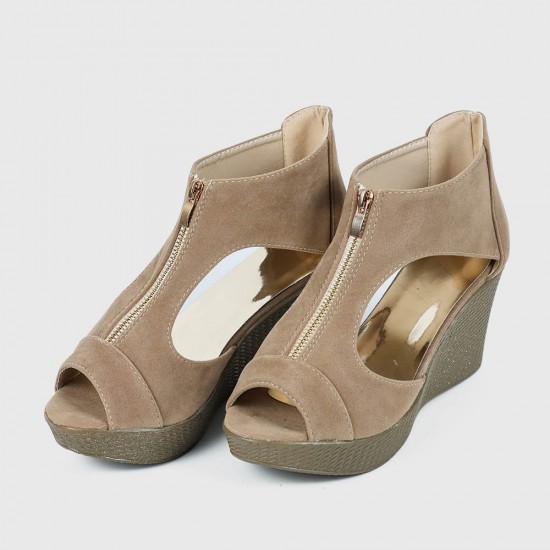 Cream sales wedge sandals